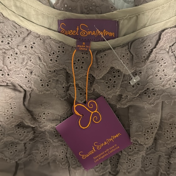 Dress - Picture 2 of 6